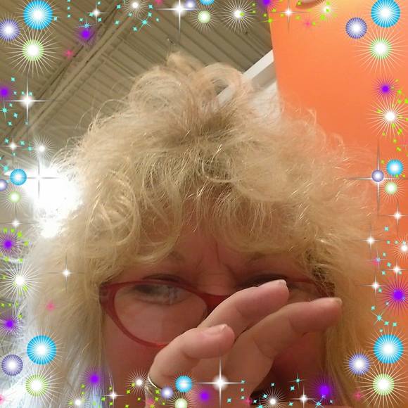 Meet your Posher, Sherri - Picture 1 of 1